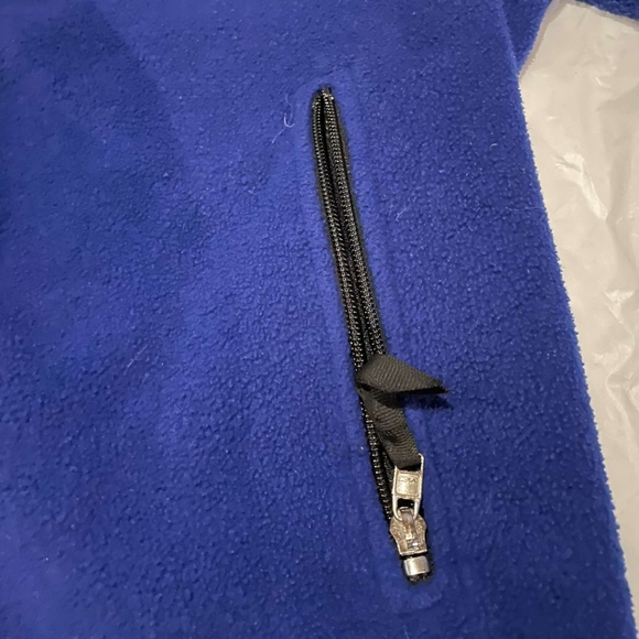 Levi's fleece zip up - Picture 1 of 3